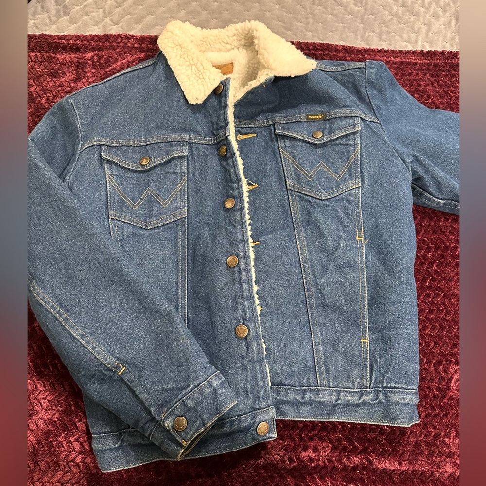 Men’s Wrangler Sherpa Lined Denim Jacket